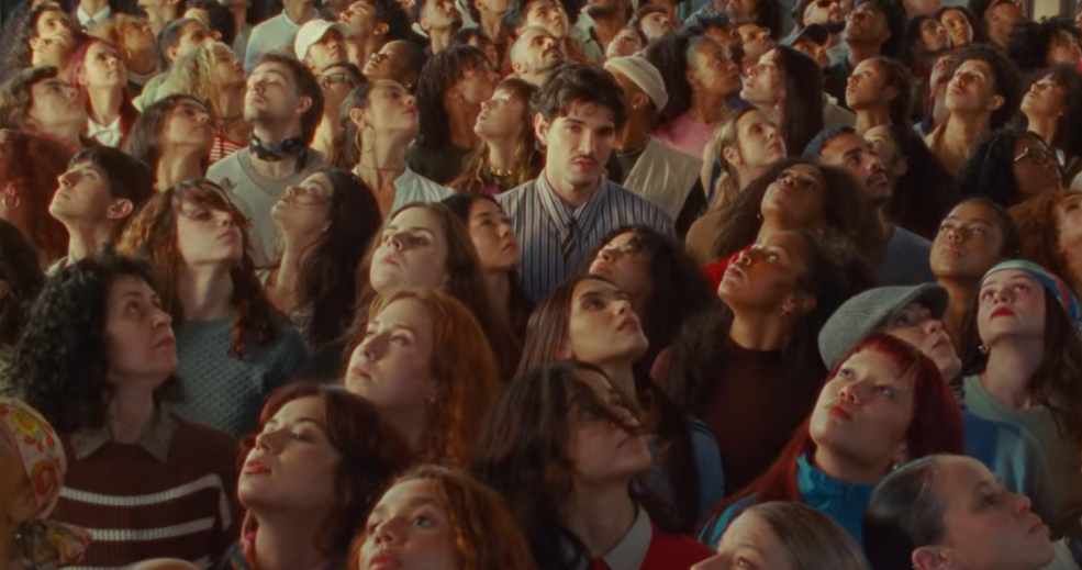 Jão lança clipe de ‘Catedral’ gravado no MASP e anuncia show em setembro