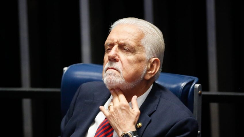 Jaques Wagner tenta vender terreno de R$ 15,8 mi após operação da PF