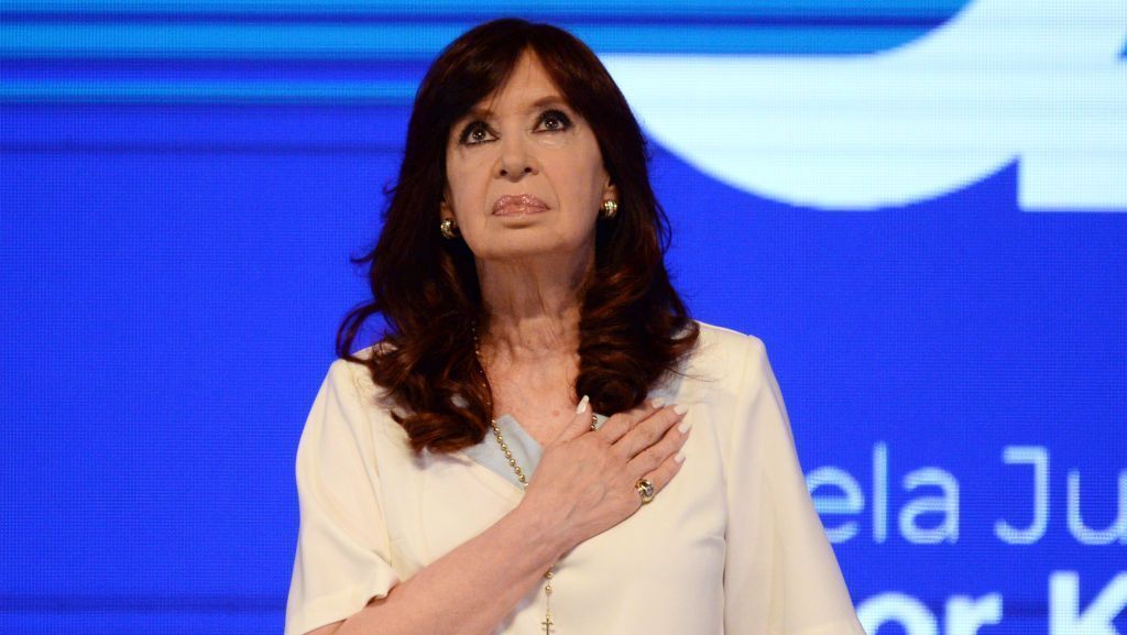 Kirchner recruta advogado brasileiro Rafael Valim para defesa internacional
