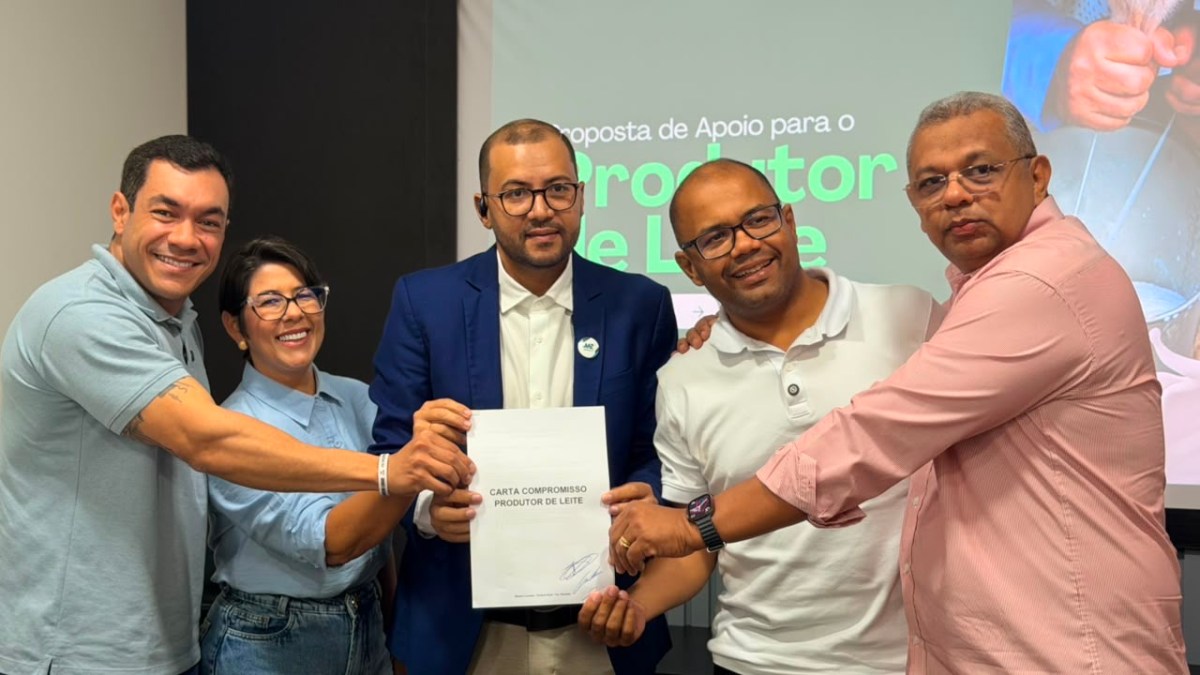 Levi Oliveira firma compromisso para impulsionar produção de leite em Glória