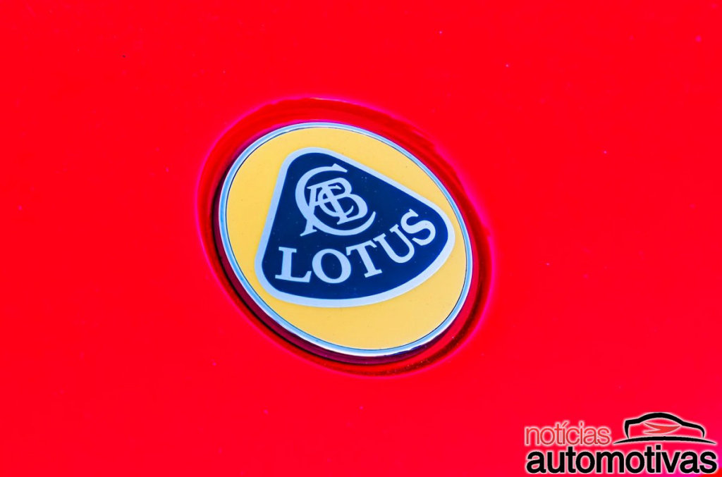 Lotus monta veículos para outras marcas para evitar fechamento e demissões