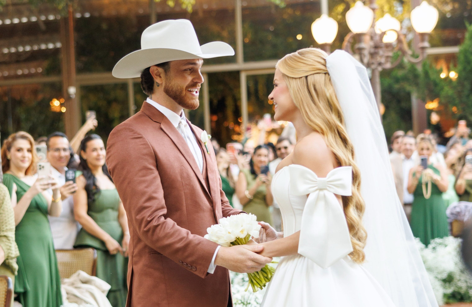 Mani Reggo alfineta casamento de Davi Brito após anúncio