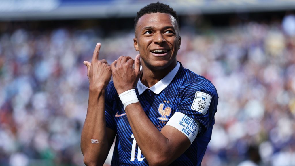 Mbappé busca ultrapassar Messi em gols na Copa do Mundo de 2026