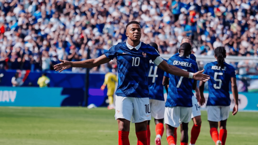 Mbappé responde a ataques racistas de senadora paraguaia após vitória na Copa do Mundo