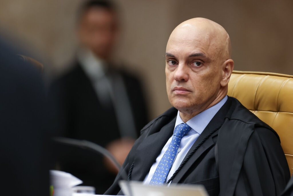 Michelle Bolsonaro assume papel central após veto de Moraes a Flávio
