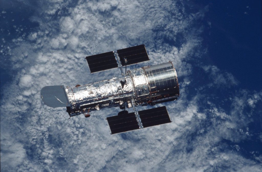 Missão de resgate da Nasa visa salvar observatório em queda