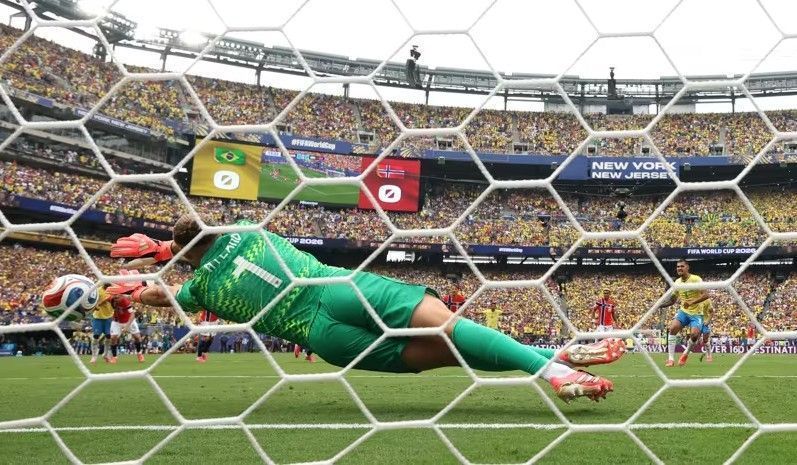 Orjen Nyland: Goleiro da Noruega que desafia o Brasil nas oitavas da Copa