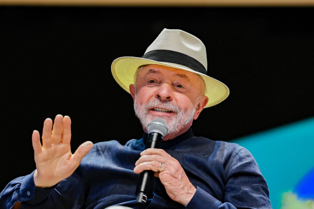 PDT apoia Lula no 1° turno após 12 anos e define alianças estaduais