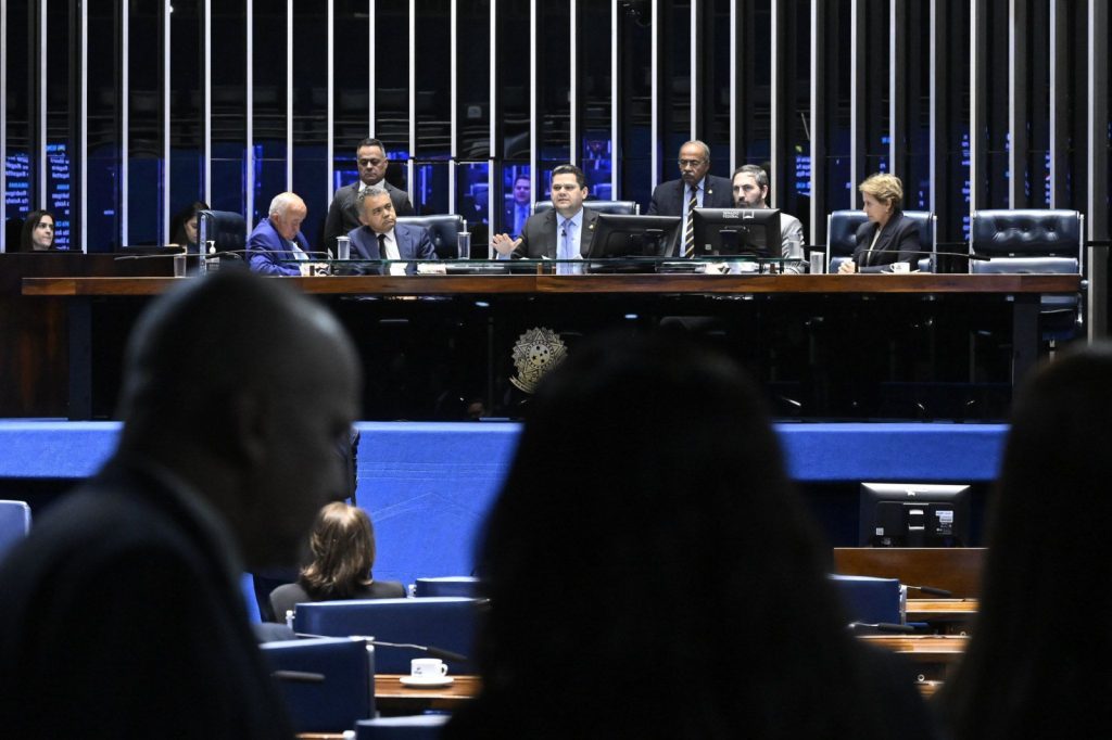 PEC da maioridade penal deve avançar somente após eleições, dizem líderes
