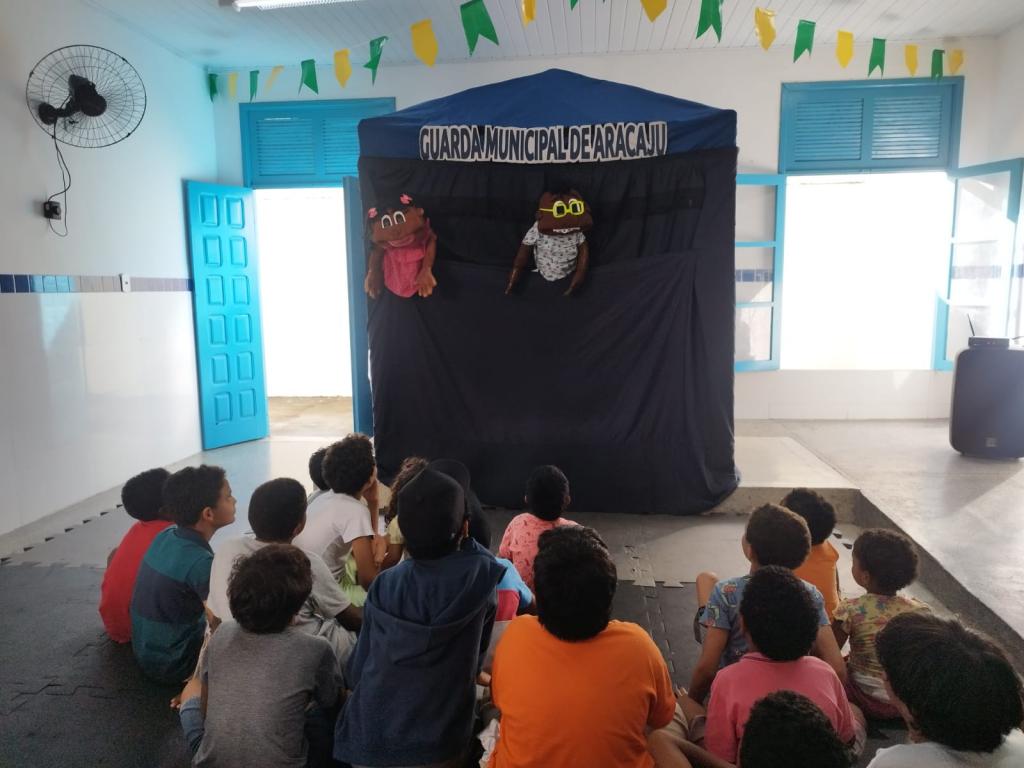 Projeto Férias Voluntárias leva recreação e cultura a abrigos de Aracaju