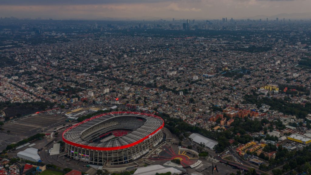 Protocolo de tempestade é ativado no Estádio Azteca para México x Inglaterra