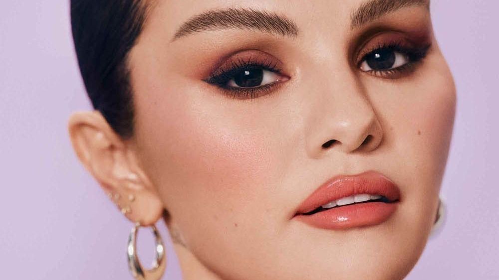 Rare Beauty lança Neutral Eye e chega ao Brasil com paleta de R$249