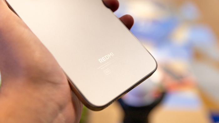 Redmi 17 5G terá bateria de 7.500 mAh e carregamento de 45W, indicam vazamentos