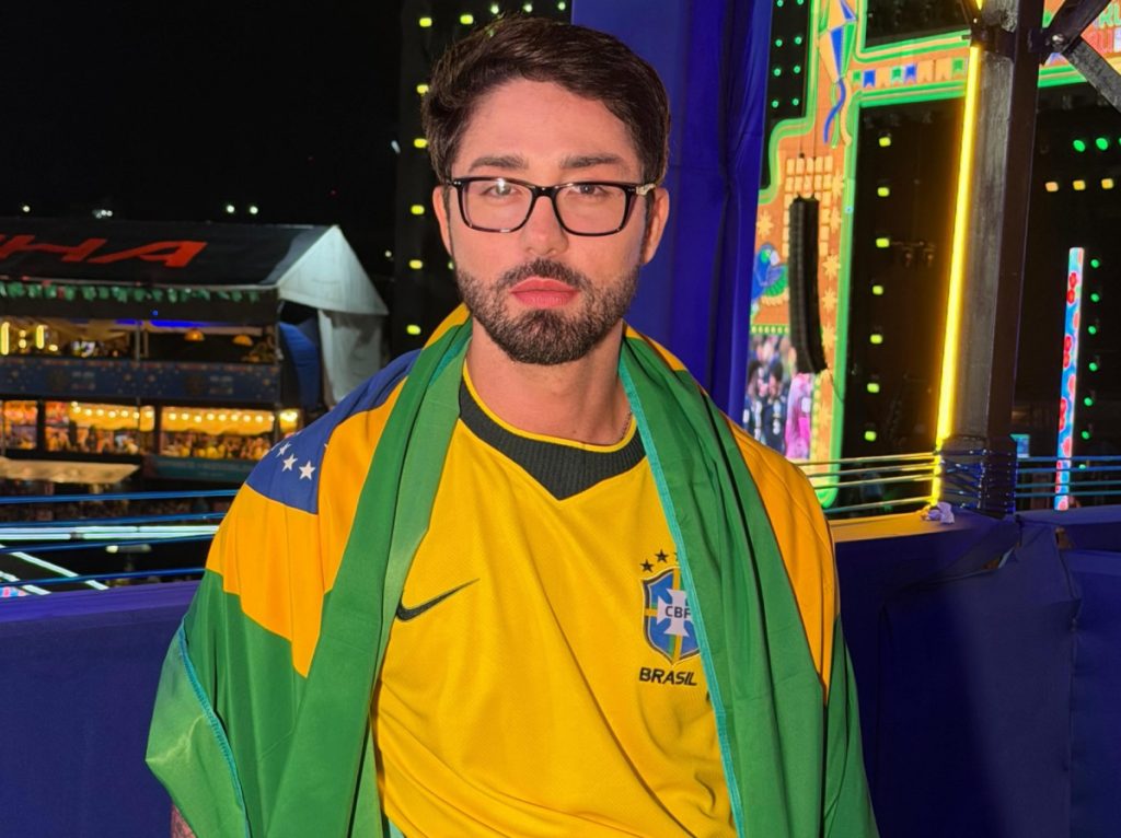 Rico Melquiades desiste de candidatura e fecha contrato com emissora para reality