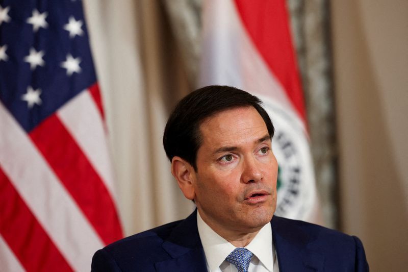 Rubio e Lavrov se reúnem em Manila; evitam falar sobre apoio russo ao Irã