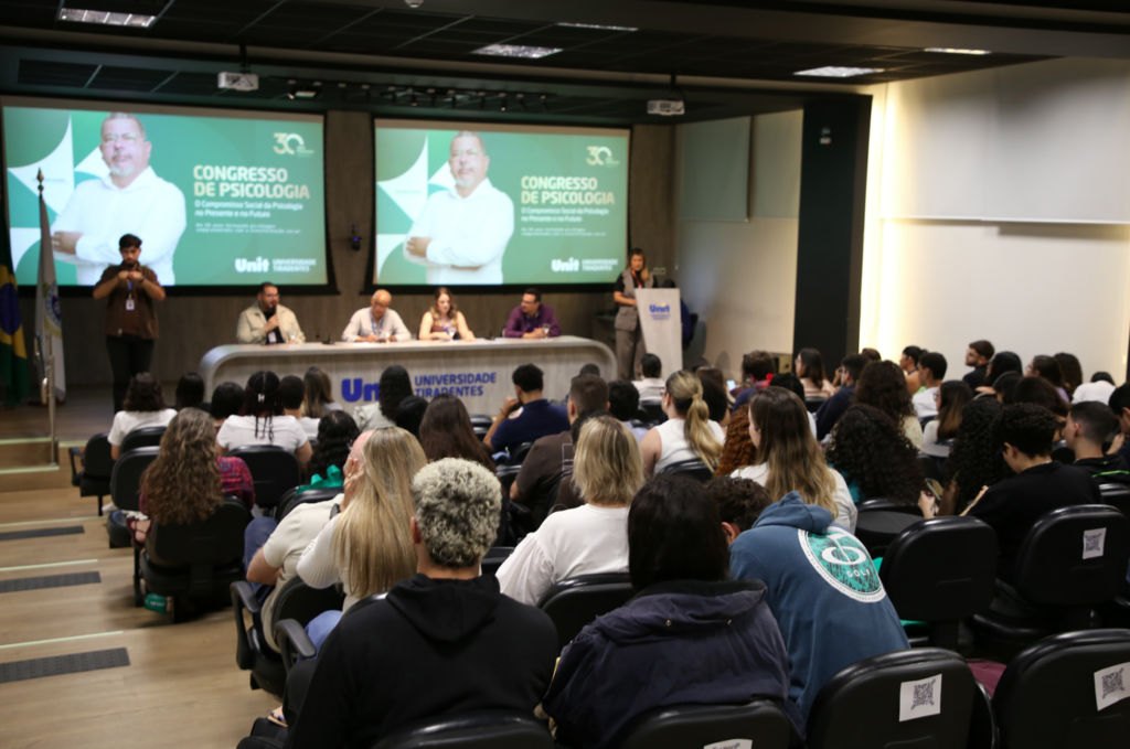 Congresso de Psicologia discute compromisso social da profissão no presente e no futuro 