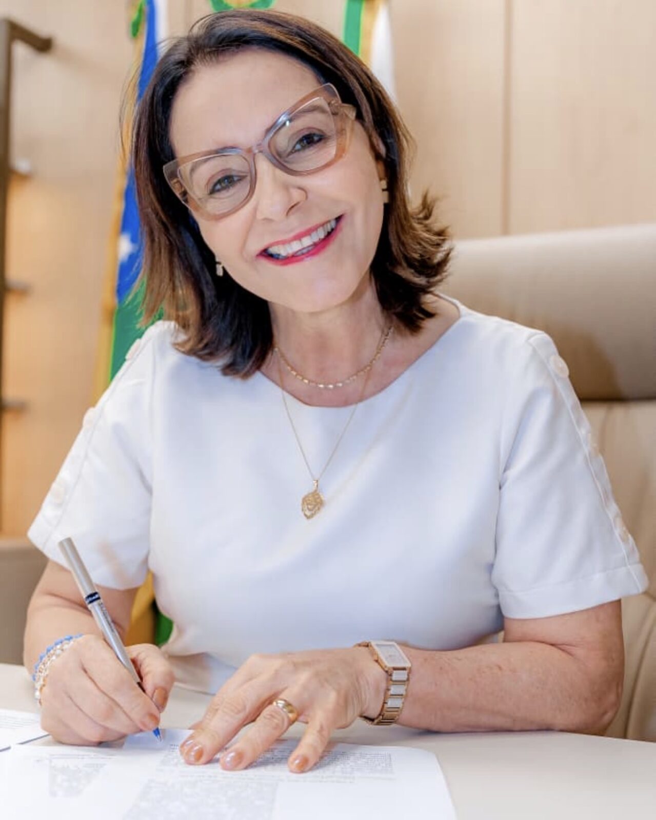 Prefeita Emília assina projetos de lei para ampliar política habitacional de Aracaju