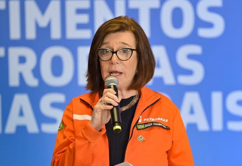 ANP revoga autorização da Refit por unanimidade após suspensão do CNPJ