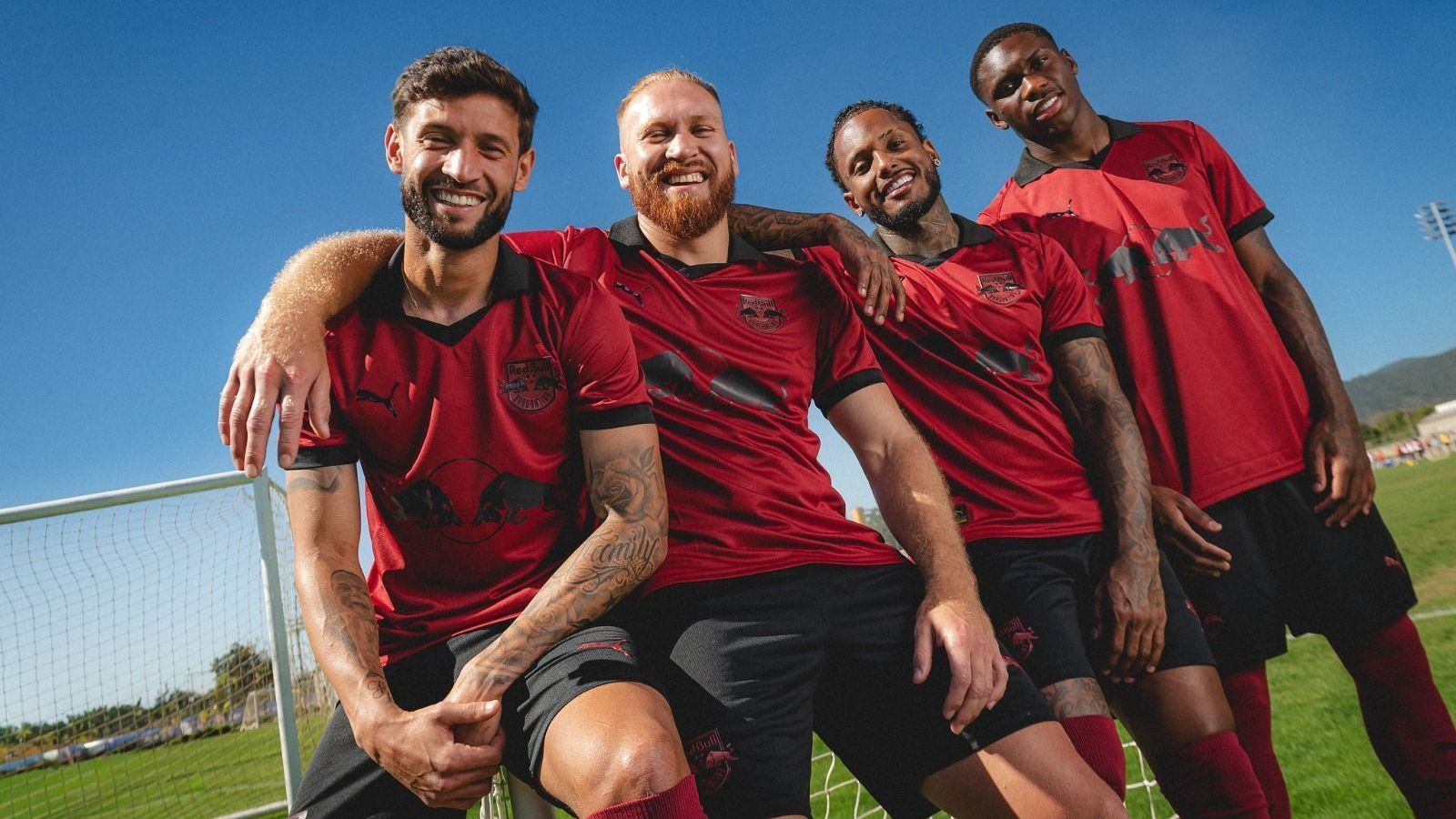 Bragantino lança terceiro uniforme em homenagem às categorias de base