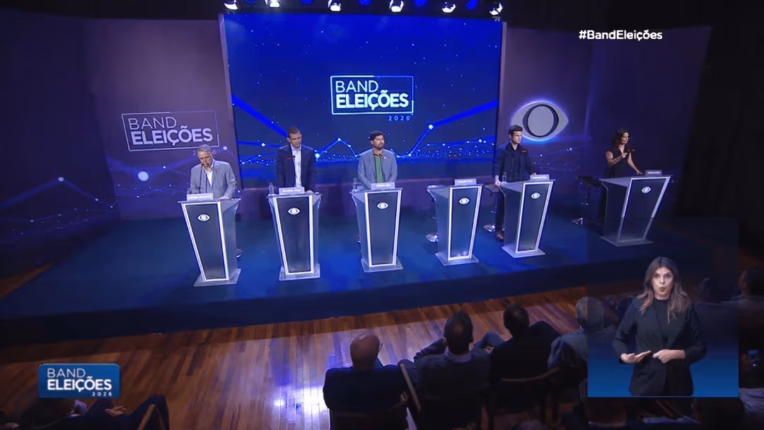 Candidatos atacam Celina Leão em debate sobre saúde, educação e BRB