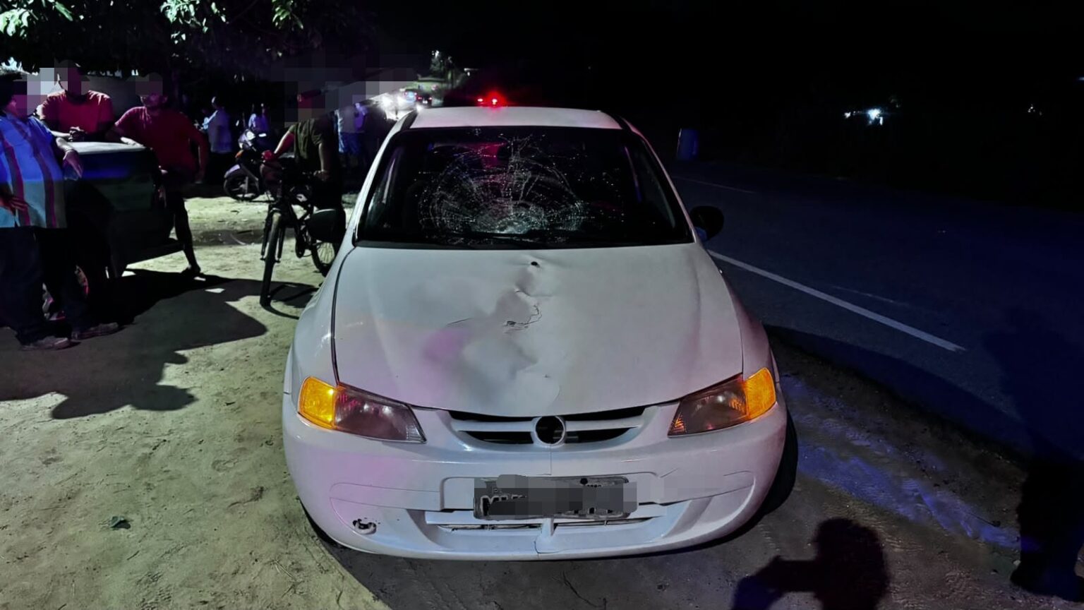 Carro atropela idosa de 82 anos na SE-065, em São Cristóvão