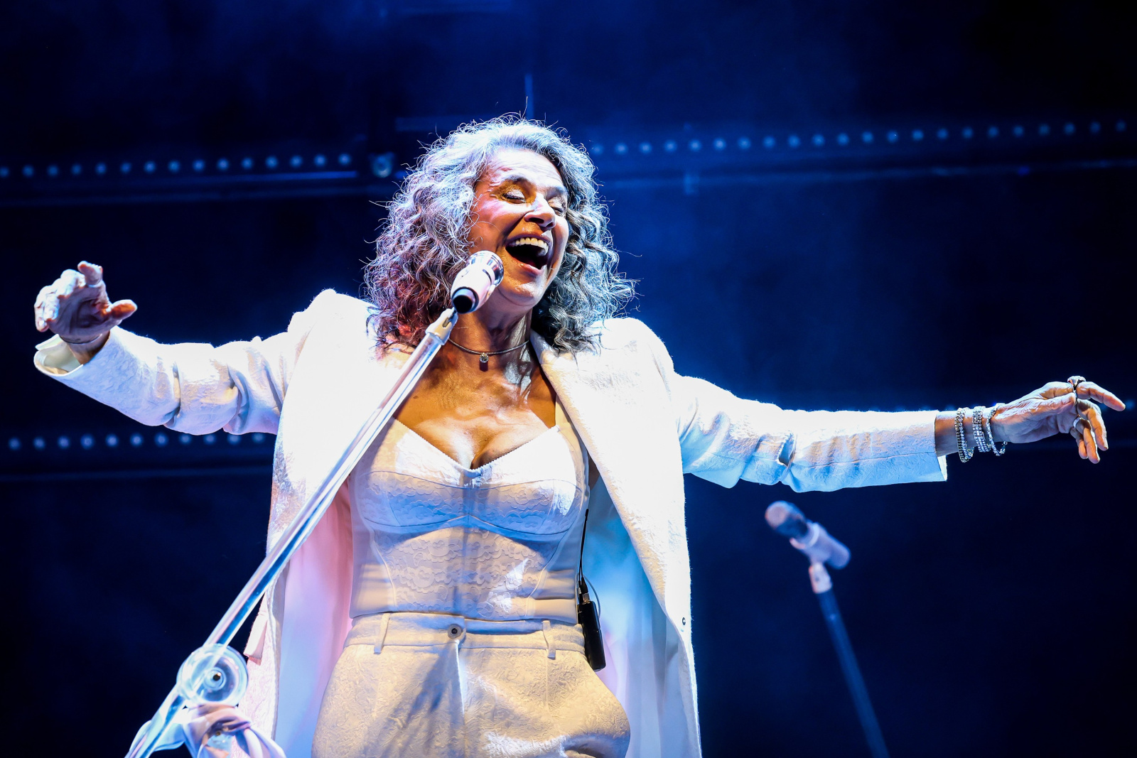 Confira: Simone, Léo Santana, Circo Portugal e shows em Sergipe