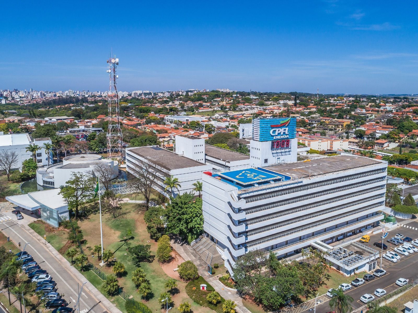 CPFL Energia lucra R$ 1,44 bi no 2º tri; alta de 21,3%