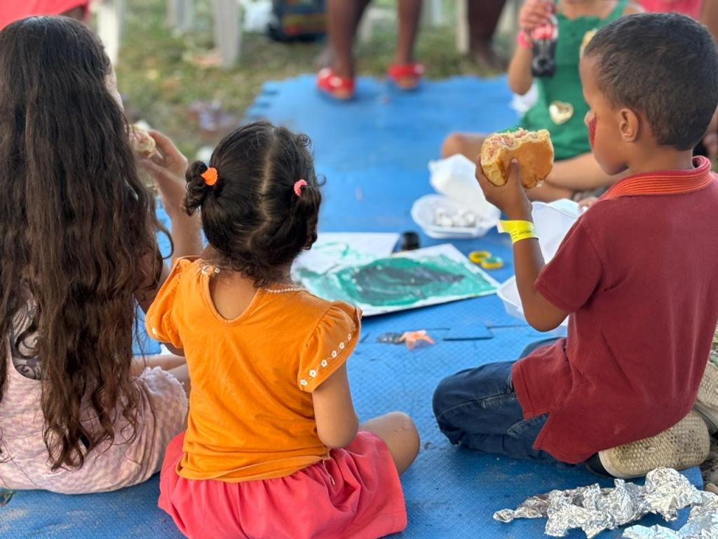 Criança Feliz reúne mais de 50 assistidos em evento na Sementeira