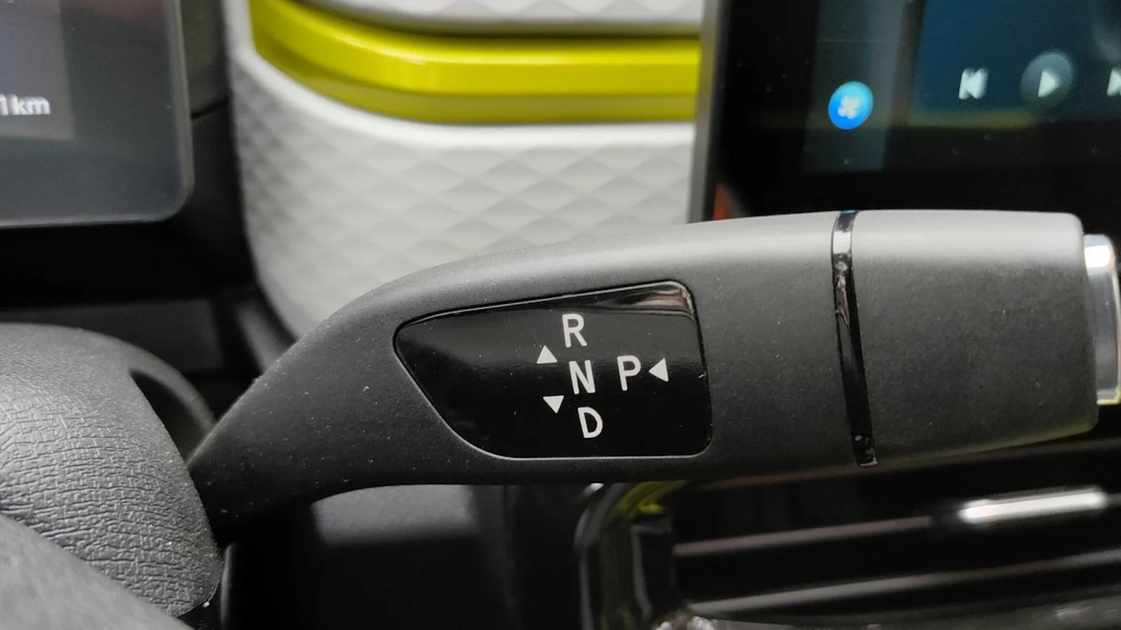 Descubra se carro elétrico tem câmbio e como funciona a transmissão
