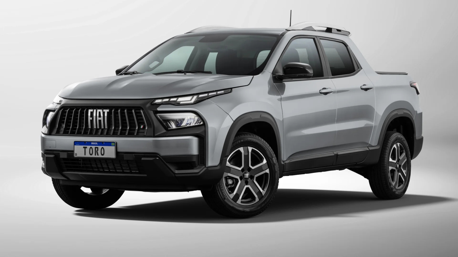 Fiat reduz R$40 mil na Toro Freedom e a deixa mais barata que Avenger