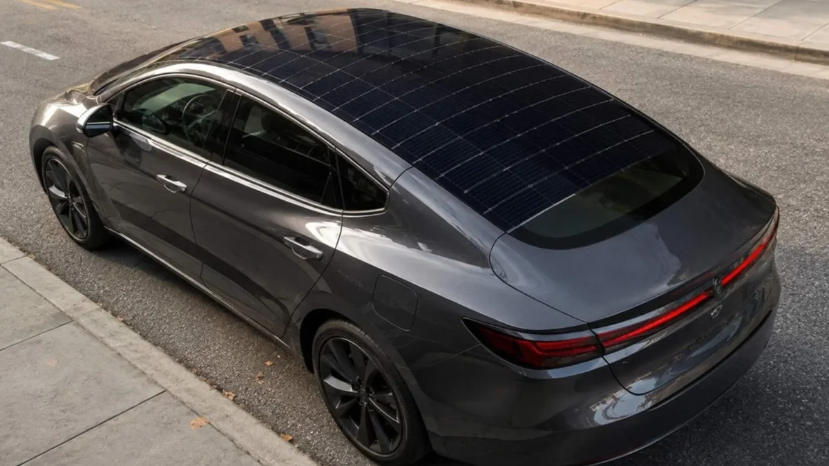 Fornecedor da Tesla lança teto solar de vidro que recarrega carros