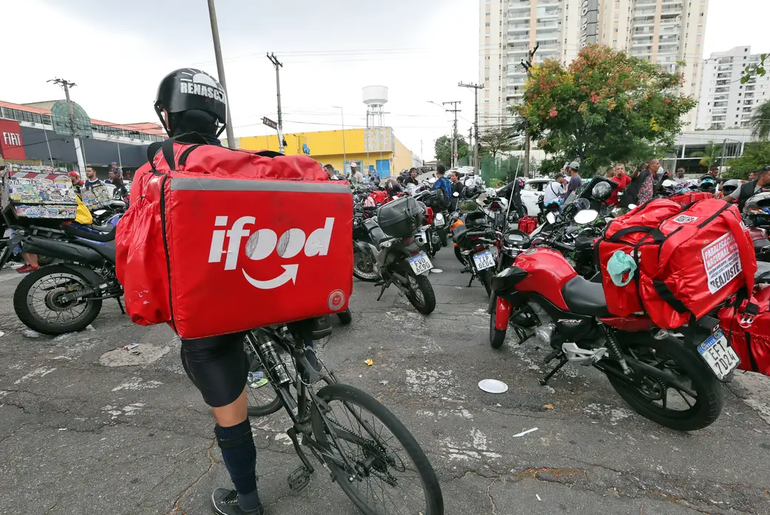 Anvisa libera venda de medicamentos por iFood, Rappi e outras plataformas