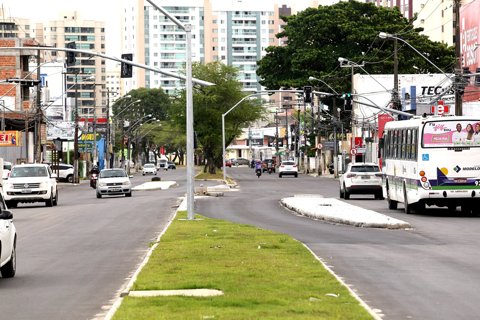 Avenida Hermes Fontes tem interdições parciais a partir desta segunda-feira (31)