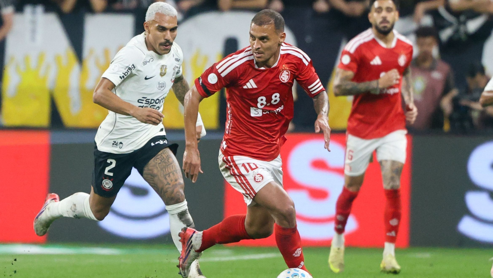 Inter alfineta Timão após garantir vaga nas quartas da Copa do Brasil