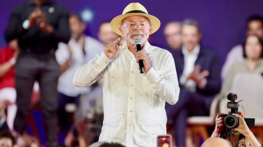 Lula admite erro ao pedir votos para Jerônimo e antecipa multa