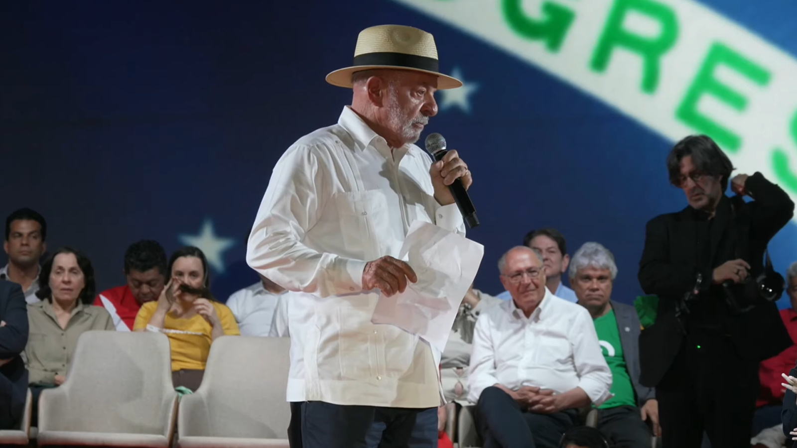 Lula mira agronegócio para conquistar eleitores de Bolsonaro