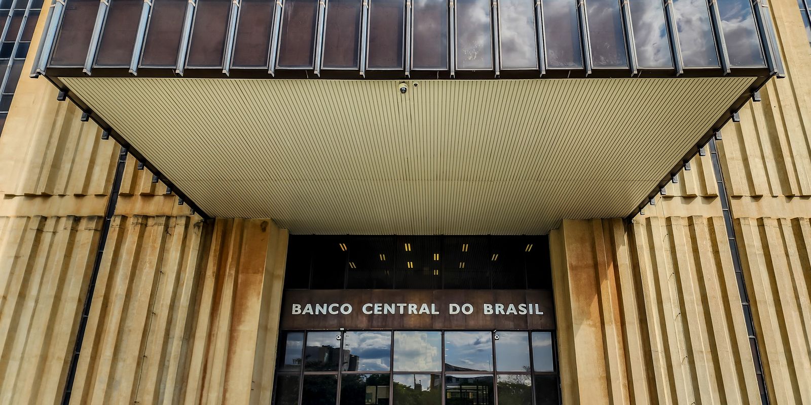 Mercado corta previsão da inflação para 5,02% em 2026