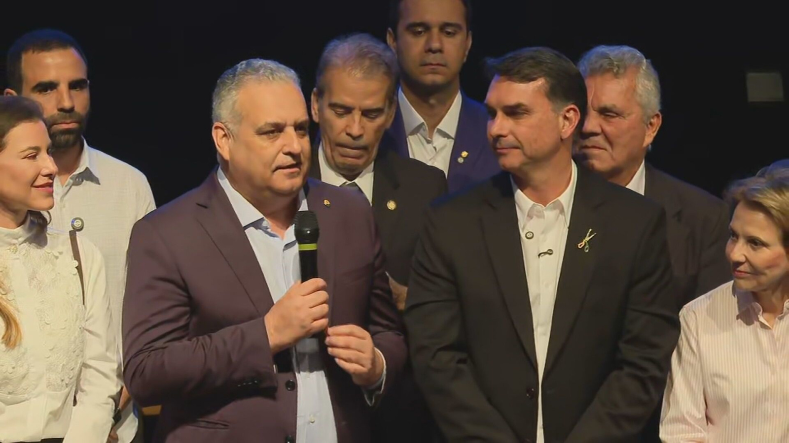 Michelle Bolsonaro apoia Alfredo Gaspar como vice de Flávio