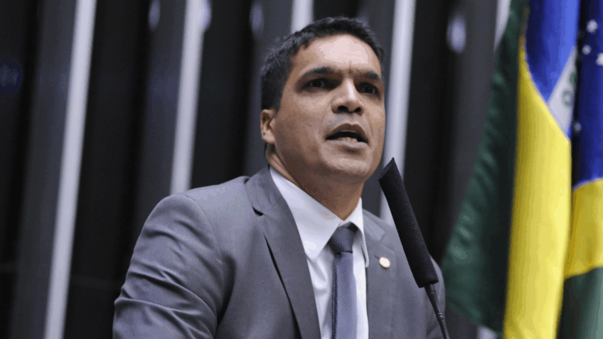 Mobiliza barra candidatura de Cabo Daciolo e descarta lançar presidenciável