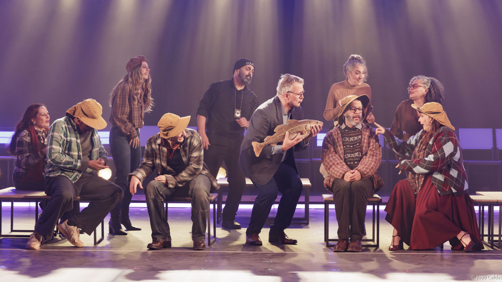 Musical ‘Vindos de Longe’ reencena acolhida após 11 de Setembro em SP