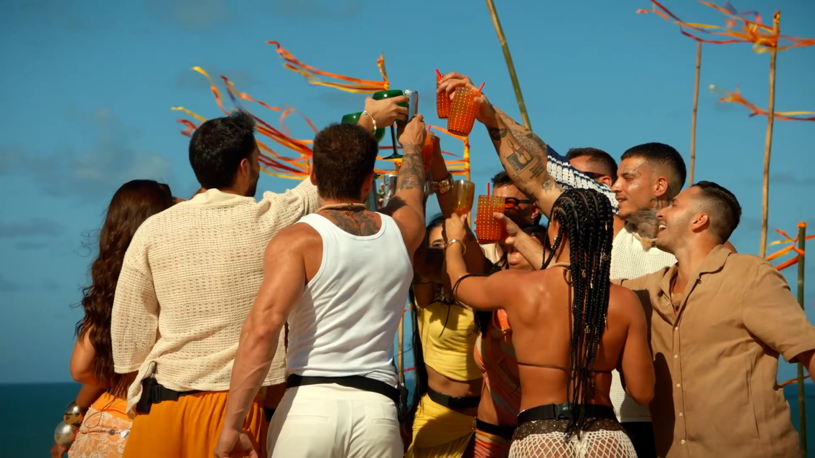Novinho celebra título de CEO em ‘De Férias com Ex’ e destaca evolução