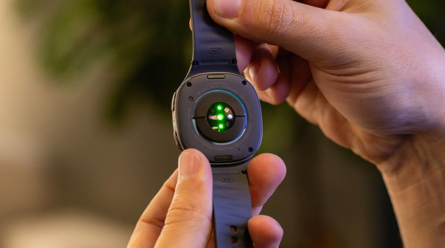 Pague R$1.295 no Galaxy Watch8 LTE 44 mm com cupom nesta quarta