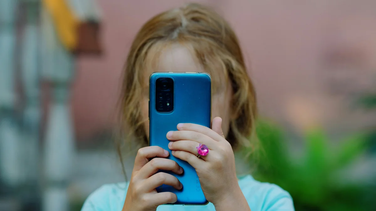 Redes com >1 milhão de jovens: ANPD exige relatórios de proteção infantil até 17/9