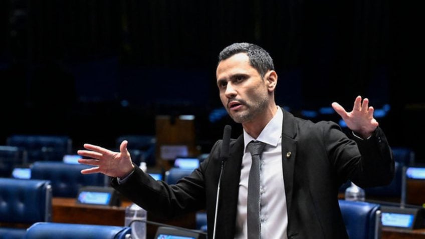 Republicanos rejeitam pedido de Cleitinho Azevedo para governo de MG