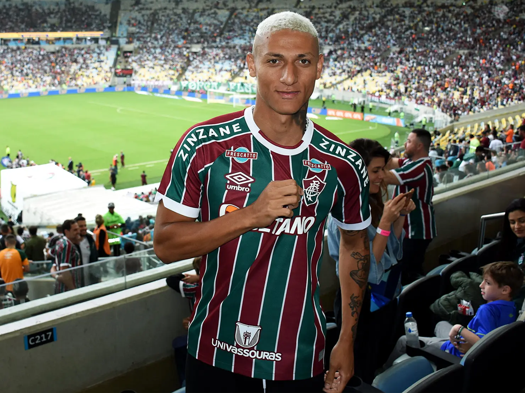 Richarlison pede retorno ao Everton e pressiona Tottenham por saída