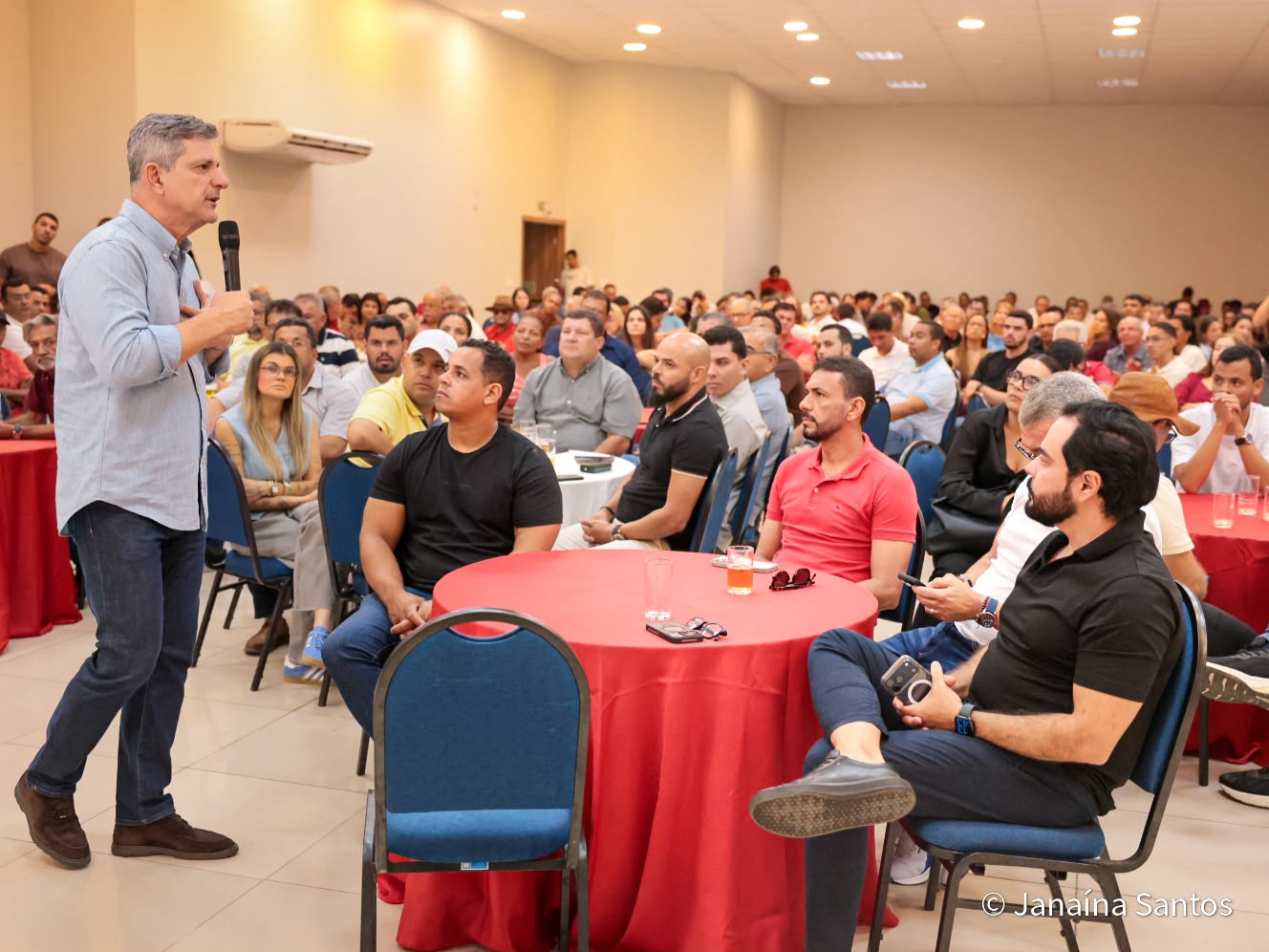 Rogério Carvalho reúne prefeitos para fortalecer municípios sergipanos