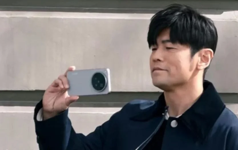 Sucessor do X300 Ultra surge em gravação com Jay Chou