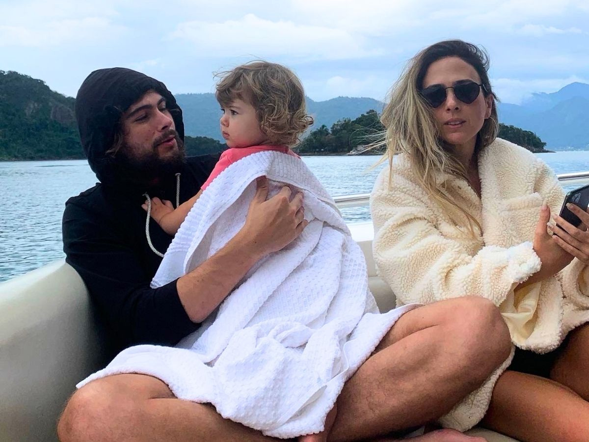 Tata Werneck defende proteger filha e critica superexposição nas redes