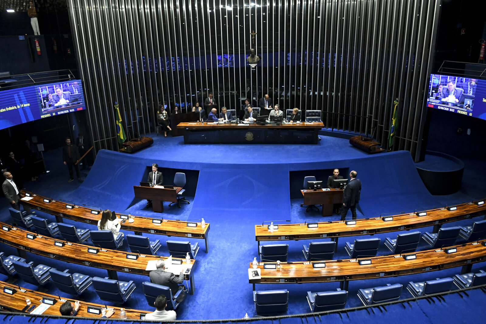 Tesouro libera R$13 bilhões em empréstimos para cinco estados