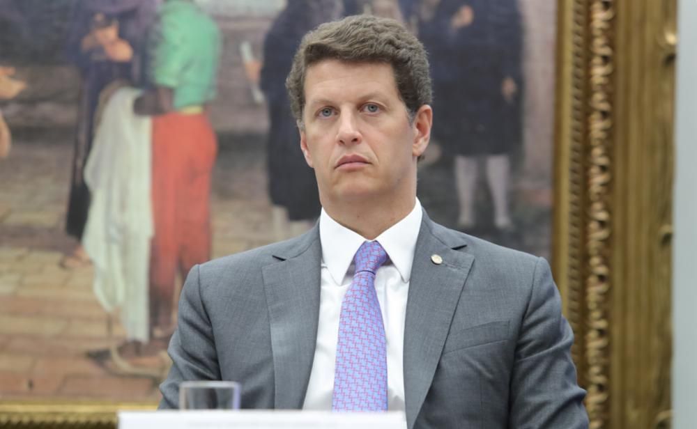 TRE-SP condena Ricardo Salles por propaganda antecipada e impulsionamento